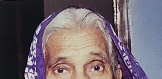 माता की स्मृति में गुप्ता परिवार ने किया दान